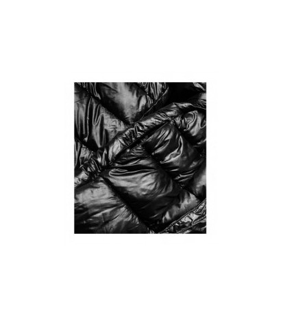 Ann Gissy (ag1-j9061b) striukė