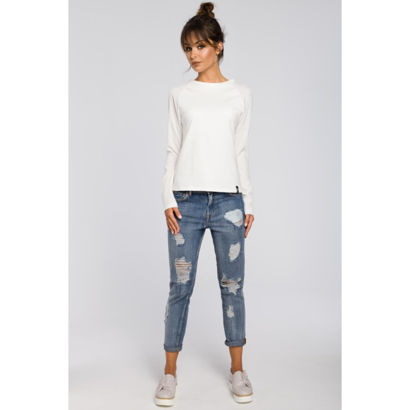 B047 Elegancka dzianinowa bluzka damska - ecru