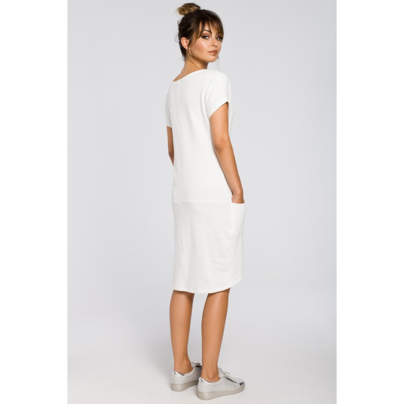 B050 Luźna sukienka midi z kieszeniami - ecru