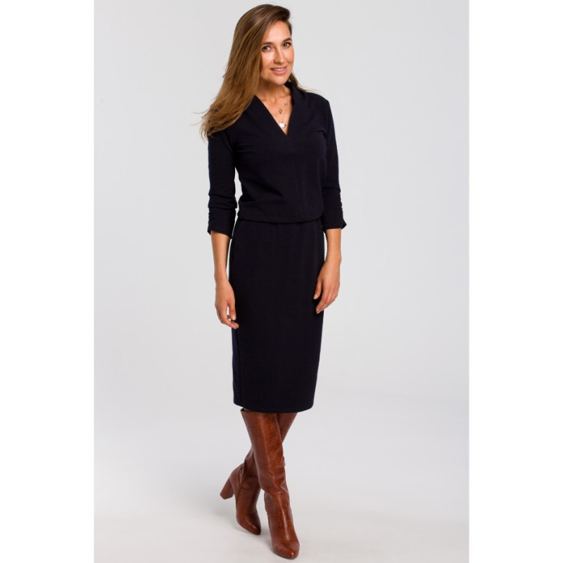 S194 Sukienka dzianinowa z dekoltem - atramentowa