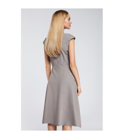 M296 Dopasowana sukienka kontrafałda - szara