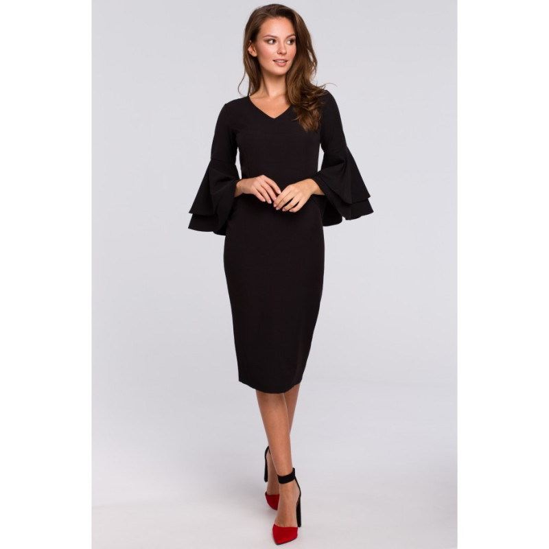 K002 Sukienka z falbanami przy rękawach - czarna