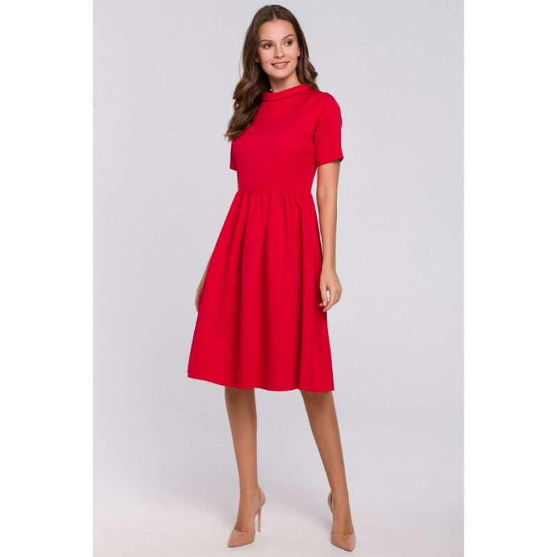 K028 Sukienka ze stójką - czerwona
