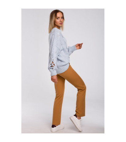 M539 Sweter z dziurami na rękawach - błękitny