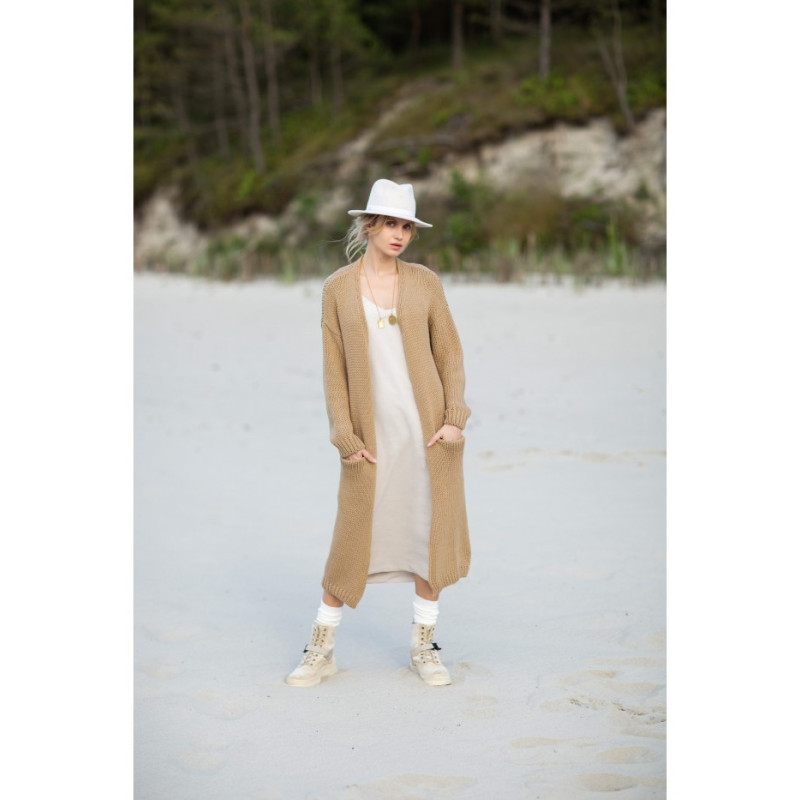 BK053 Długi kardigan z kieszeniami - kamelowy