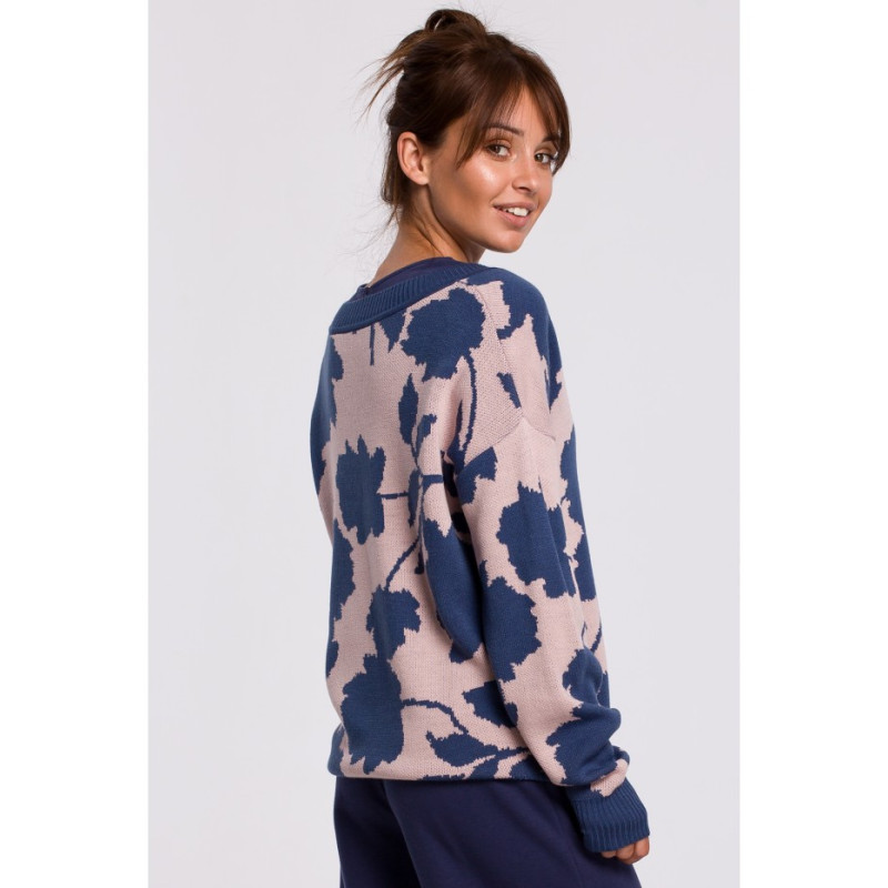 BK056 Sweter w kwiaty - model 2