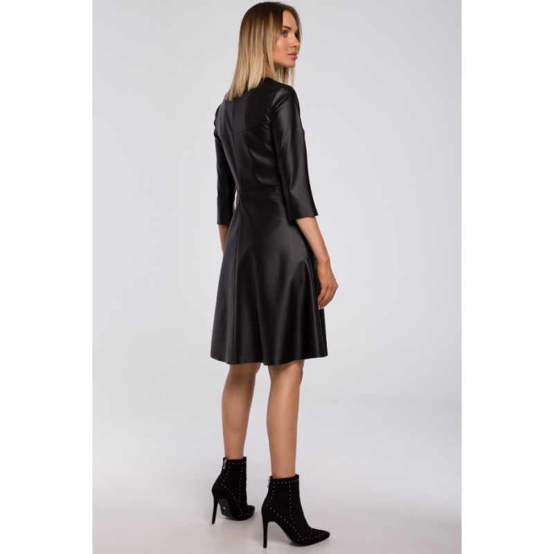 M541 Sukienka ze sztucznej skóry - czarna
