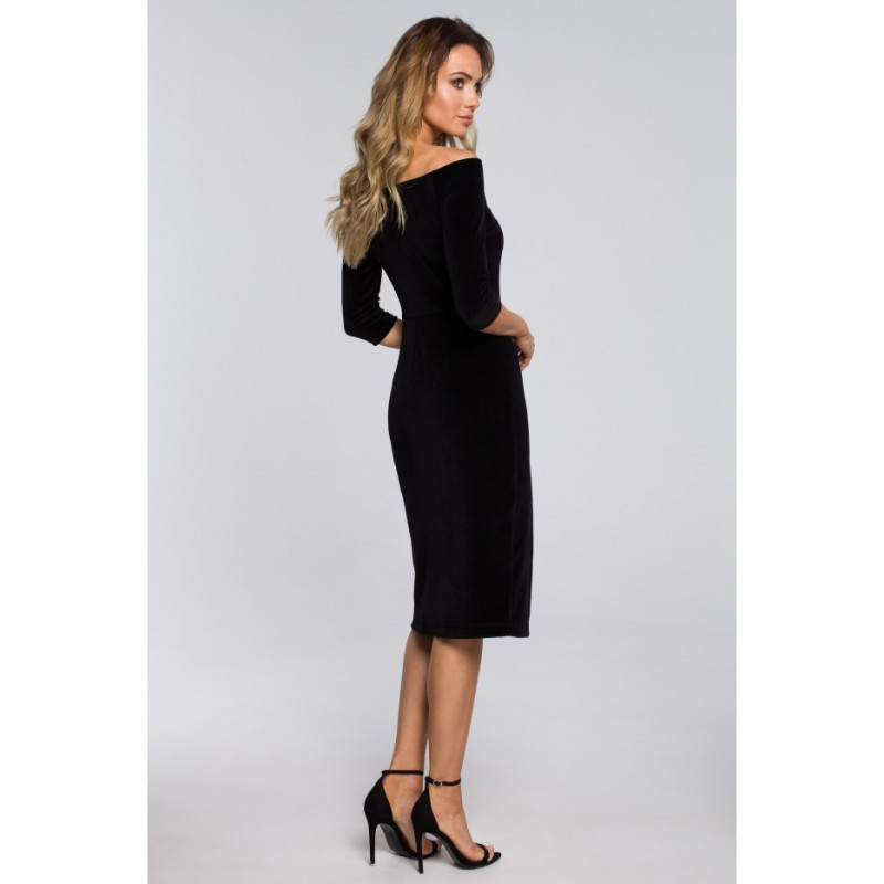 M559 Welurowa Sukienka Z Dekoltem I Rozcięciem Na Nogę - czarna