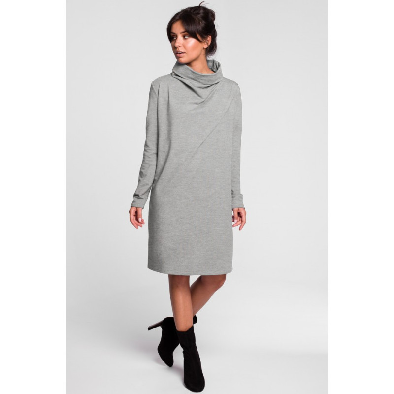 B132 Sukienka z wysokim kołnierzem - szara