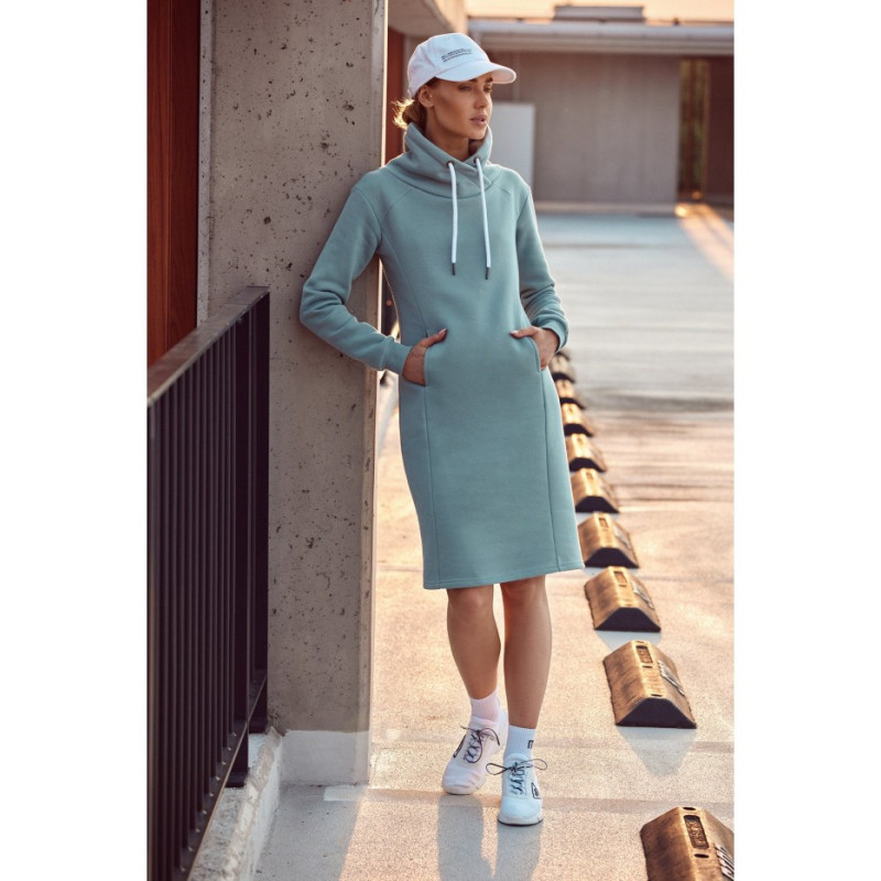 M619 Sukienka z wysokim kołnierzem - agawa