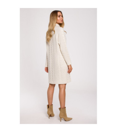 M635 Swetrowa sukienka z golfem i guzikami - beżowa