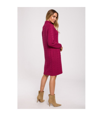 M635 Swetrowa sukienka z golfem i guzikami - różowa