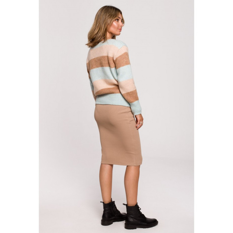 BK071 Sweter w pasy wielokolorowe - model 2