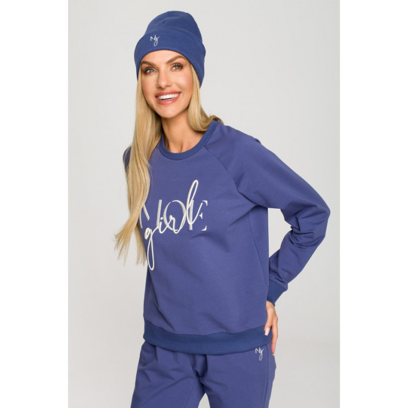 M709 Czapka beanie z haftem MOE GIRL - indygo