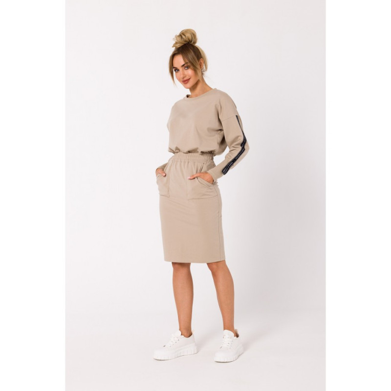 M728 Sportowa spódnica z gumą w pasie - beżowa