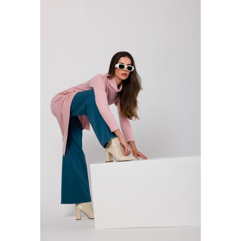 B274 Sukienka z półgolfem - pudrowa