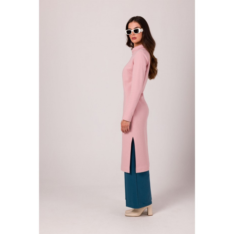 B274 Sukienka z półgolfem - pudrowa