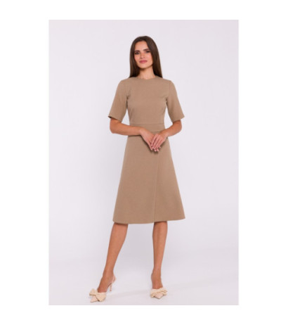 S373 Sukienka z trapezowym dołem i zakładką - beżowa