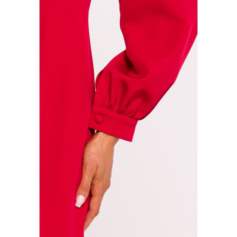 M812 Gładka sukienka z wysokim wycięciem na nogę - czerwona