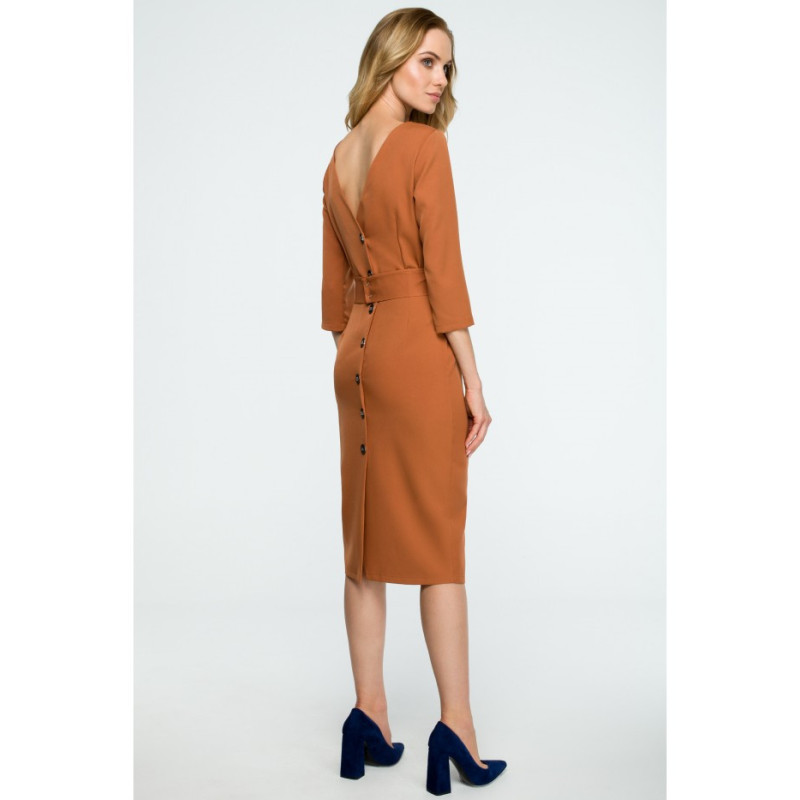 S119 Gładka sukienka ołówkowa z paskiem - ruda