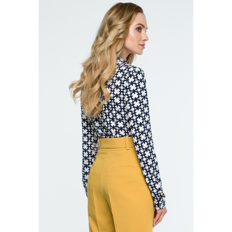 S129 Bluzka z wiązaniem pod szyją - model 1