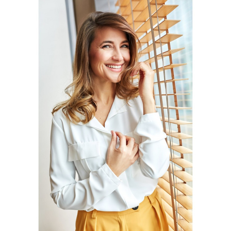 S144 Luźna bluzka koszulowa - ecru