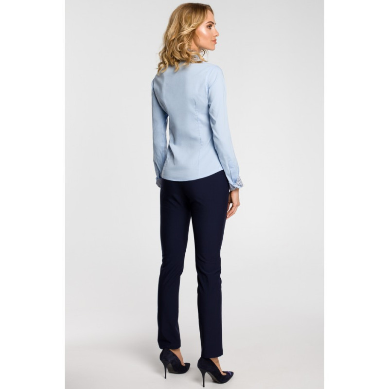 M067 Koszula damska z podwójnym kołnierzykiem - błękitna