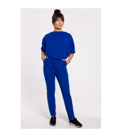 B138 Kombinezon z tyłem na zakładkę - chabrowy