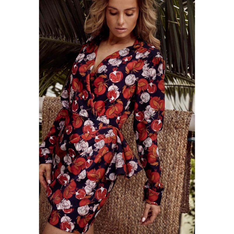 M532 Sukienka mini we wzór z falbaną na boku - model 1