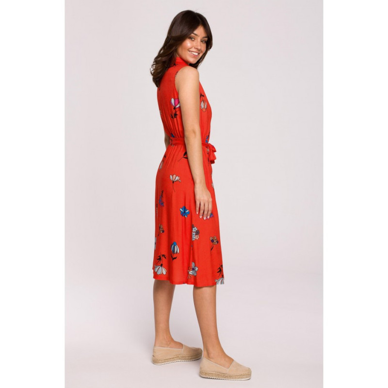 B230 Sukienka bez rękawów zapinana na guziki - model 2