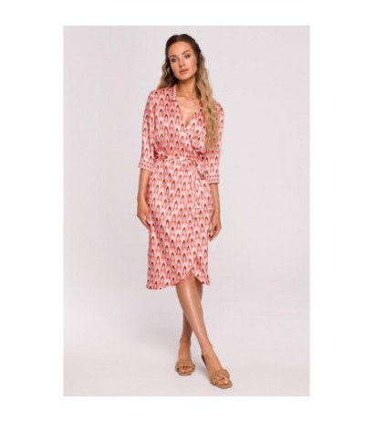 M668 Sukienka z nadrukiem na zakładkę z paskiem - model 2