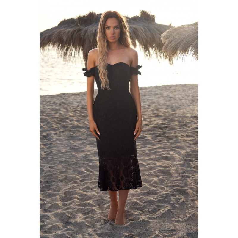 M672 Sukienka koronkowa - czarna