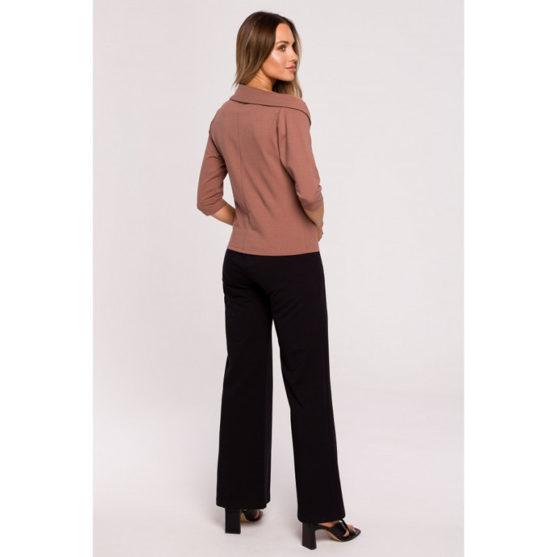 M678 Bluzka z dekoltem i lampasem MOE - czekoladowa