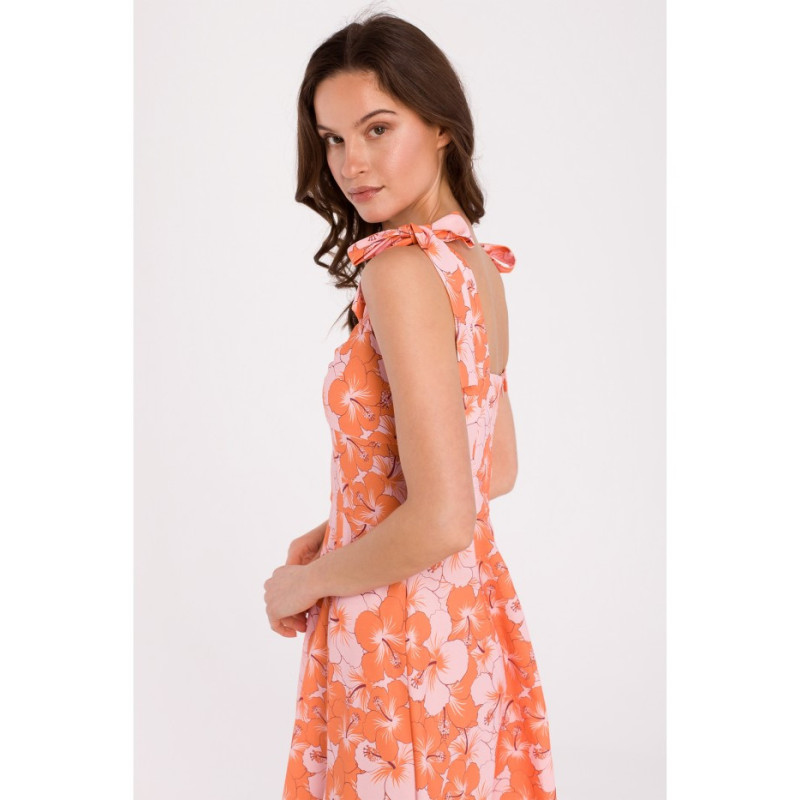 K134 Sukienka z wiązanymi ramiączkami - model 1