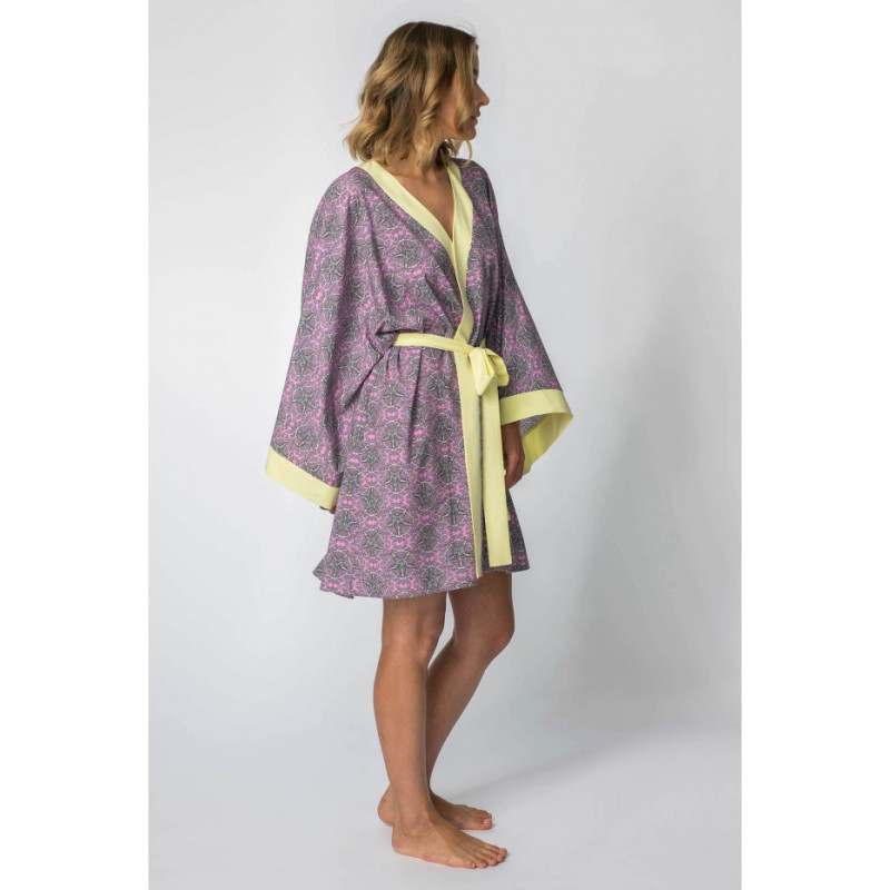LA107 Kimono z kolorowym nadrukiem - model 2