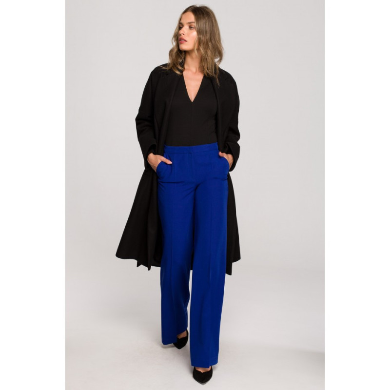 S329 Flauszowy płaszcz z paskiem - czarny