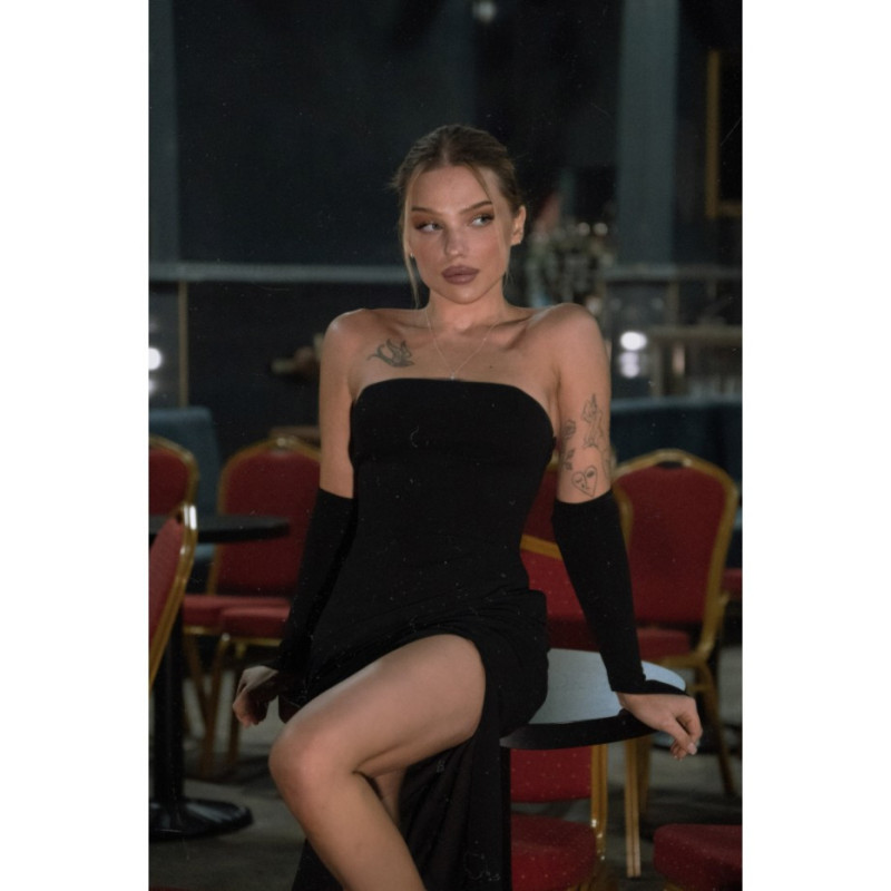 K158 Sukienka z rękawiczkami - czarna