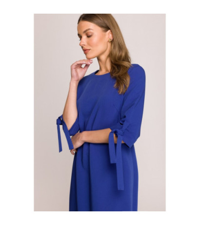 S393 Sukienka z wiązanymi rękawami - chabrowa