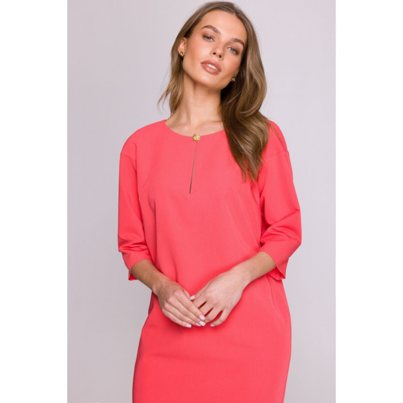 S394 Sukienka o luźnym fasonie z łezką w dekolcie - koralowa