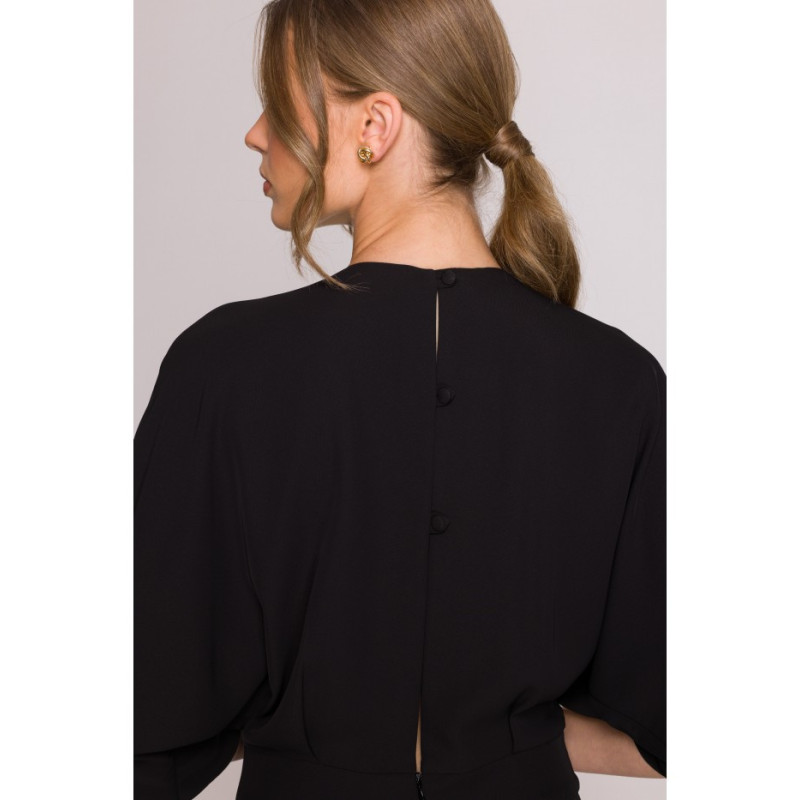 S395 Kombinezon z dekoltem kopertowym - czarny