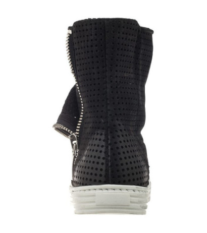 Carinii Czarne Ażurowe B3578 (CI151-b) shoes