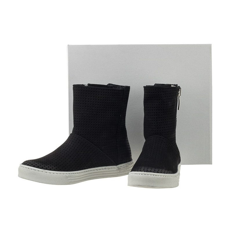 Carinii Czarne Ażurowe B3578 (CI151-b) batai