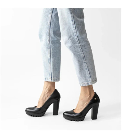 Maciejka Czarne 02629-01/00-1 (MA208-a) bateliai