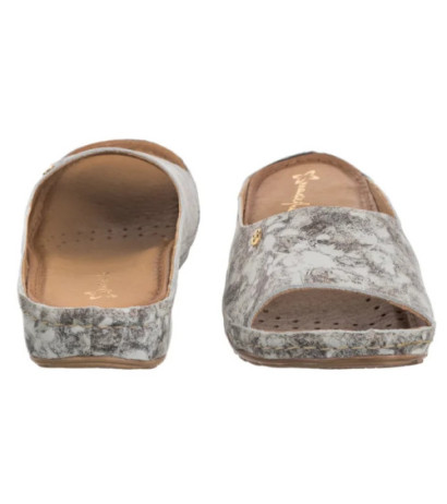 Maciejka Brązowe/Złote w Kwiaty 02628-46/00-1 (MA238-f) Sieviešu apavi/Flip Flops