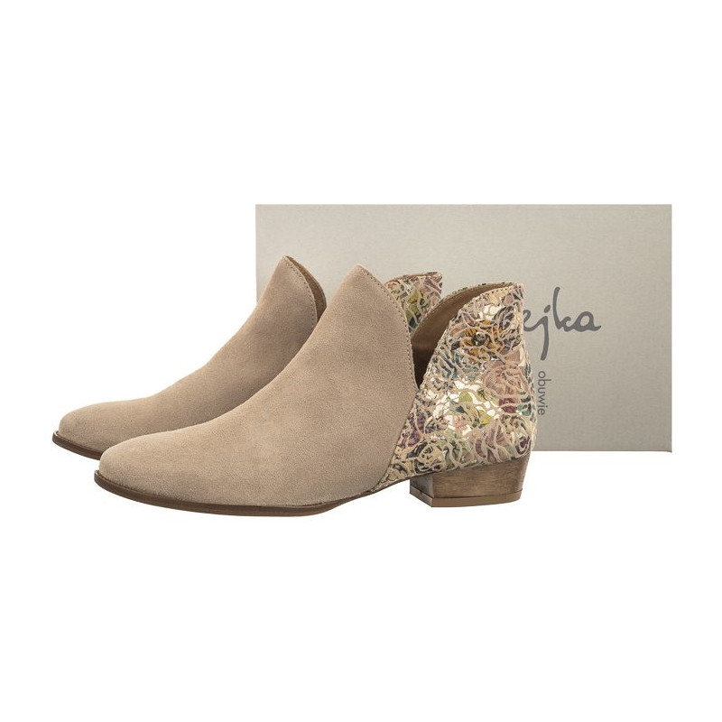 Maciejka Jasno Beżowe + Kwiaty 04091-60/00-5 (MA455-m) kurpes