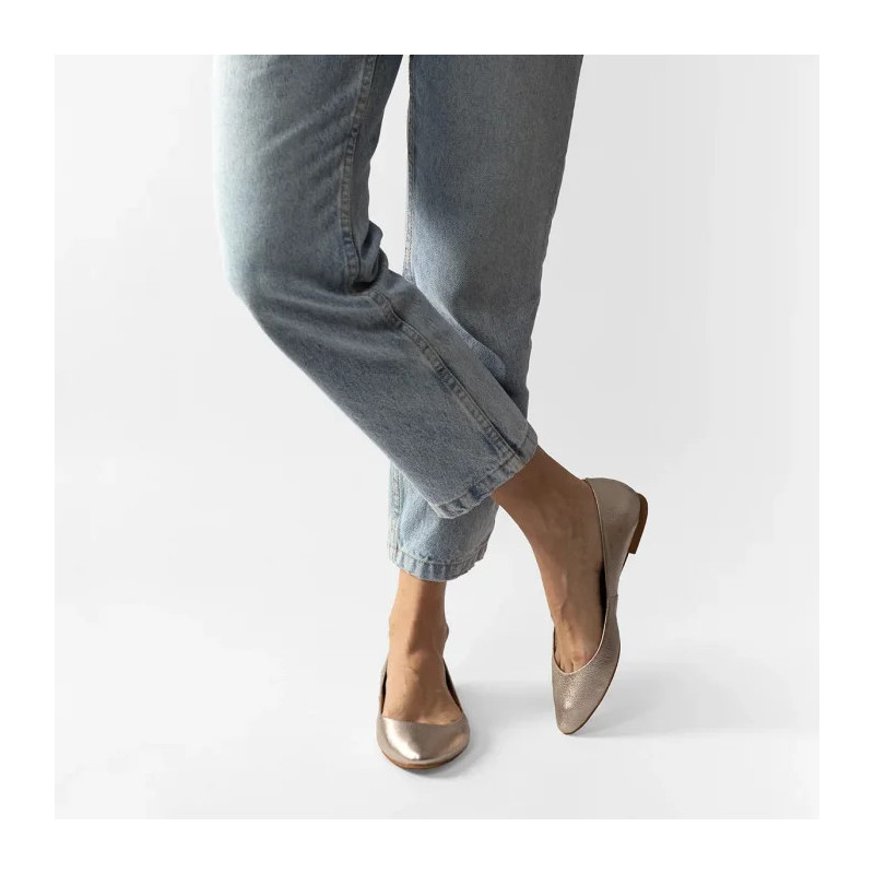 Maciejka Złote 04100-25/00-8 (MA543-a) ballerinas