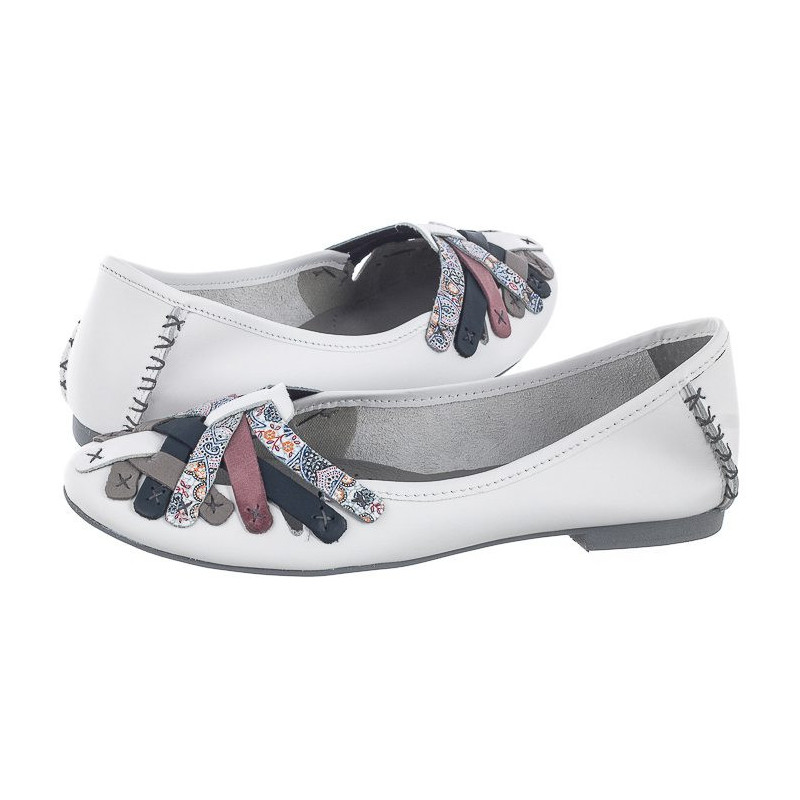 Maciejka Białe 01358-21/00-0 (MA563-a) baleriinid