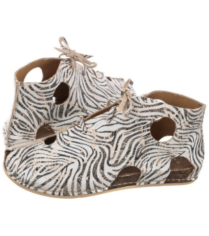 Maciejka Beżowe/Czarne 03426-22/00-6 (MA853-a) kurpes