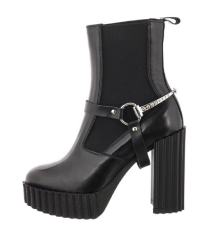 Carinii Czarne B8439-E50-000-000-F10 (CI687-a) batai