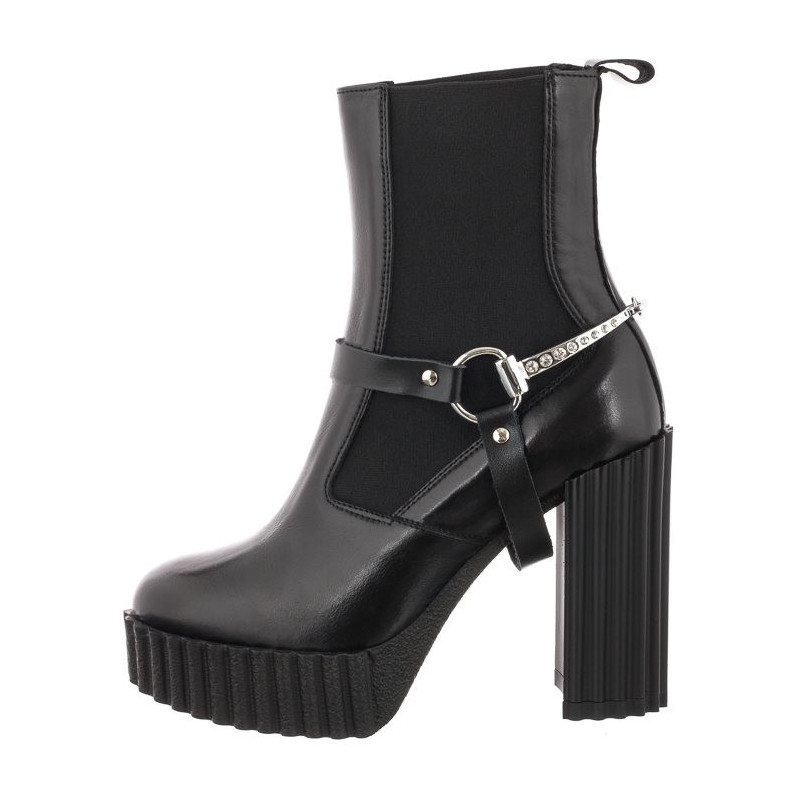 Carinii Czarne B8439-E50-000-000-F10 (CI687-a) batai